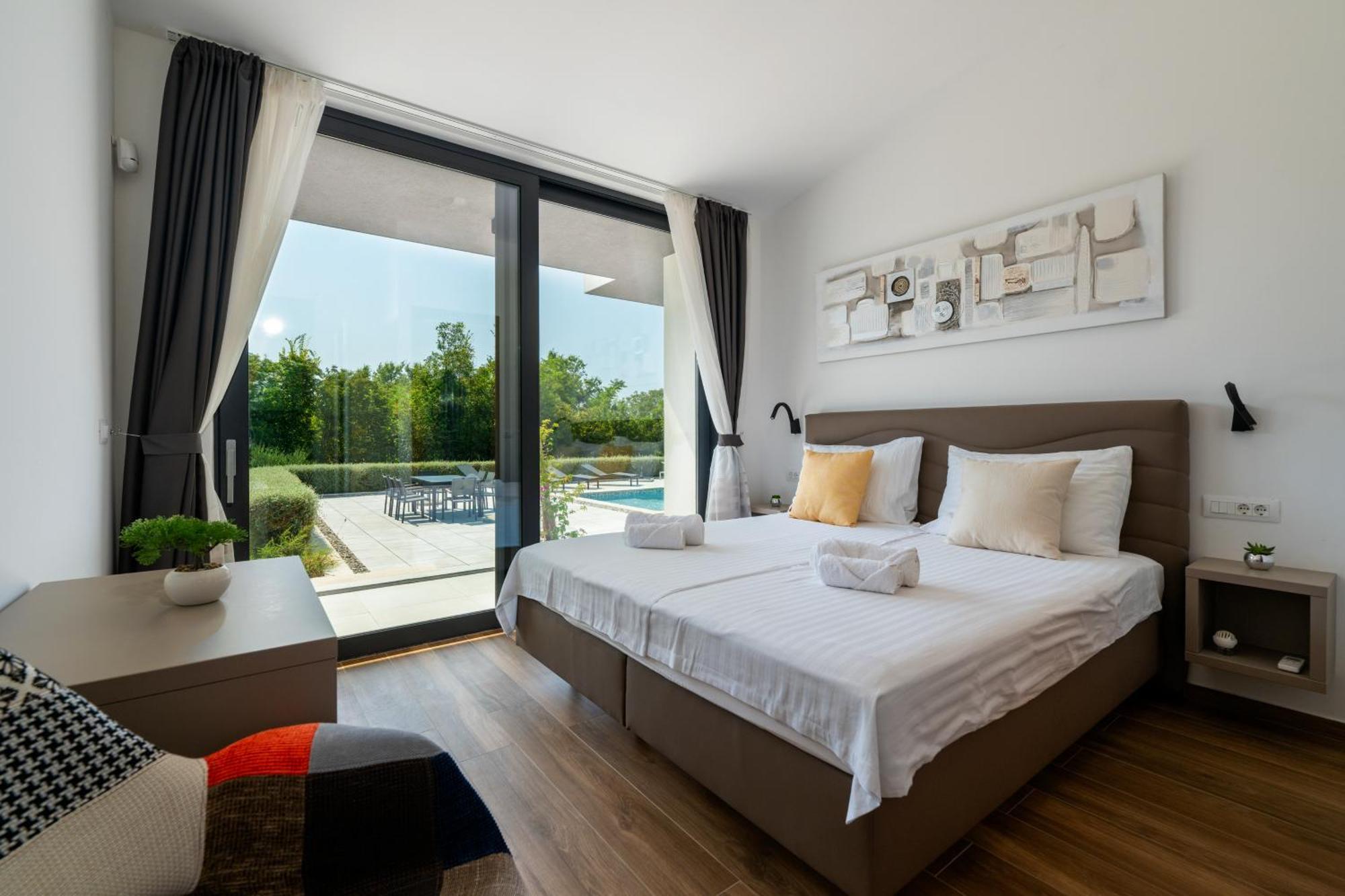 Martincic Residence - 5 Stars Luxury With Pool Heating On 4000M2 Rakalj Kültér fotó