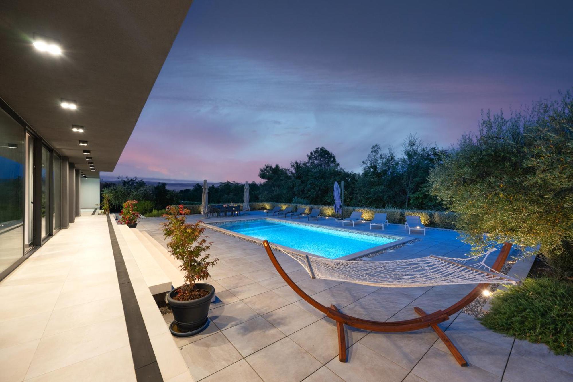 Martincic Residence - 5 Stars Luxury With Pool Heating On 4000M2 Rakalj Kültér fotó