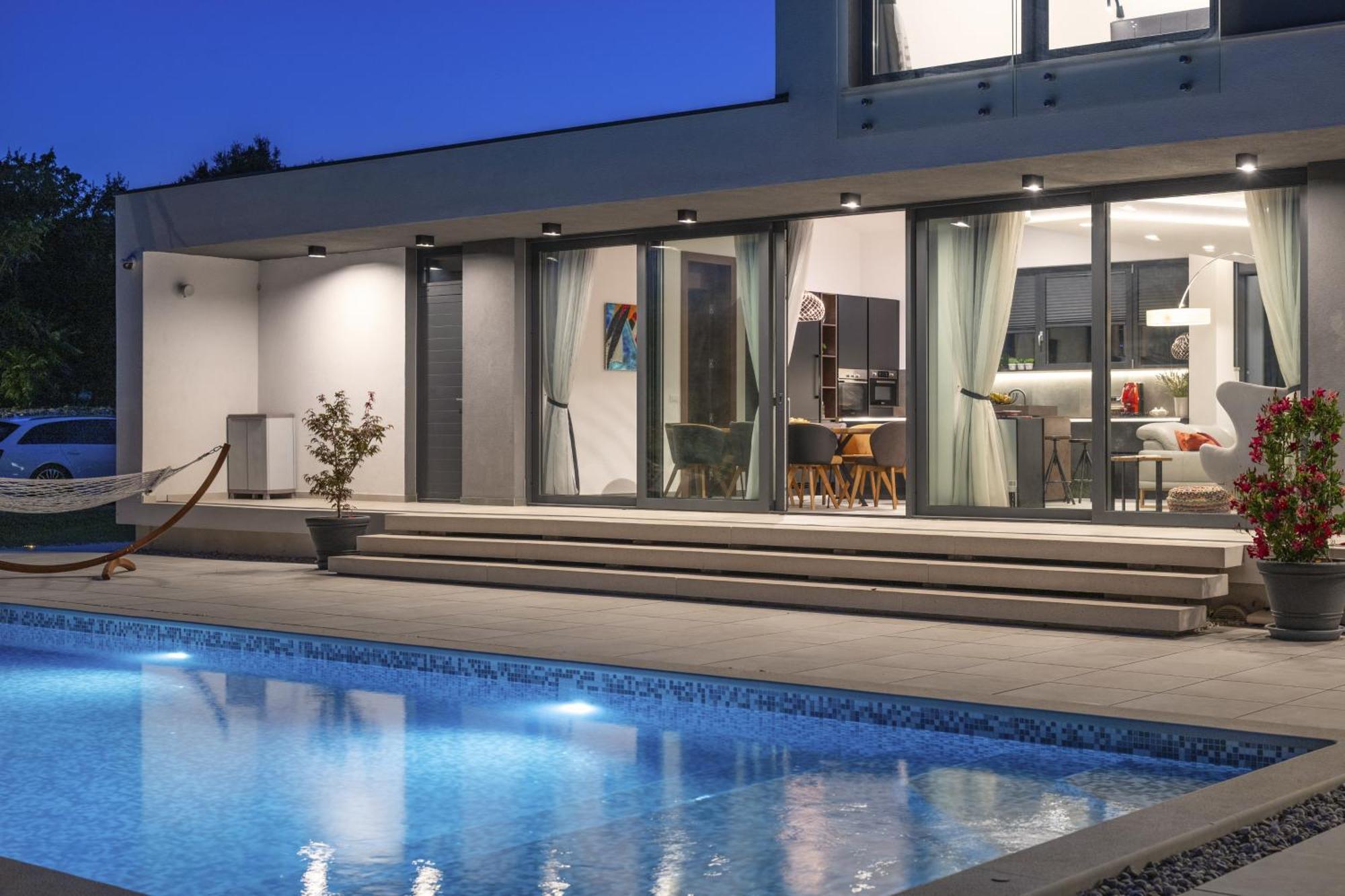 Martincic Residence - 5 Stars Luxury With Pool Heating On 4000M2 Rakalj Kültér fotó